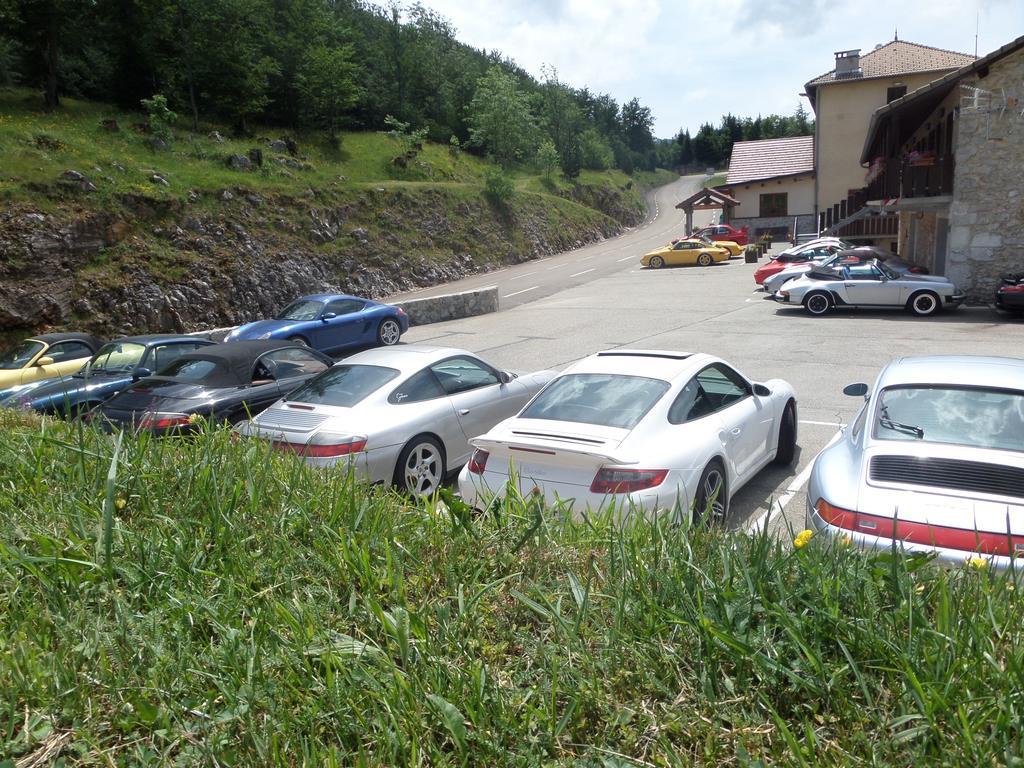 סן-ז'אן-אן-רוייה Hotel Du Col De La Machine מראה חיצוני תמונה
